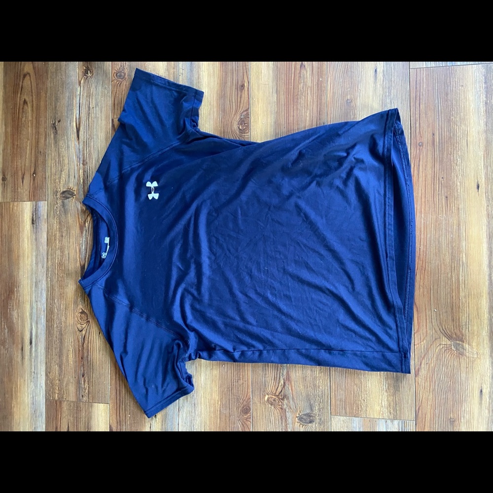 Men’s under armor shirt